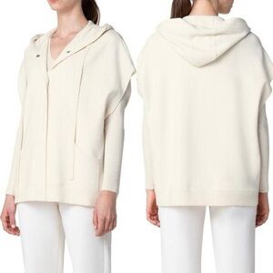 AKRIS Punto Cap Sleeve Merino Wool
Snap Front Hooded Sweater Cream